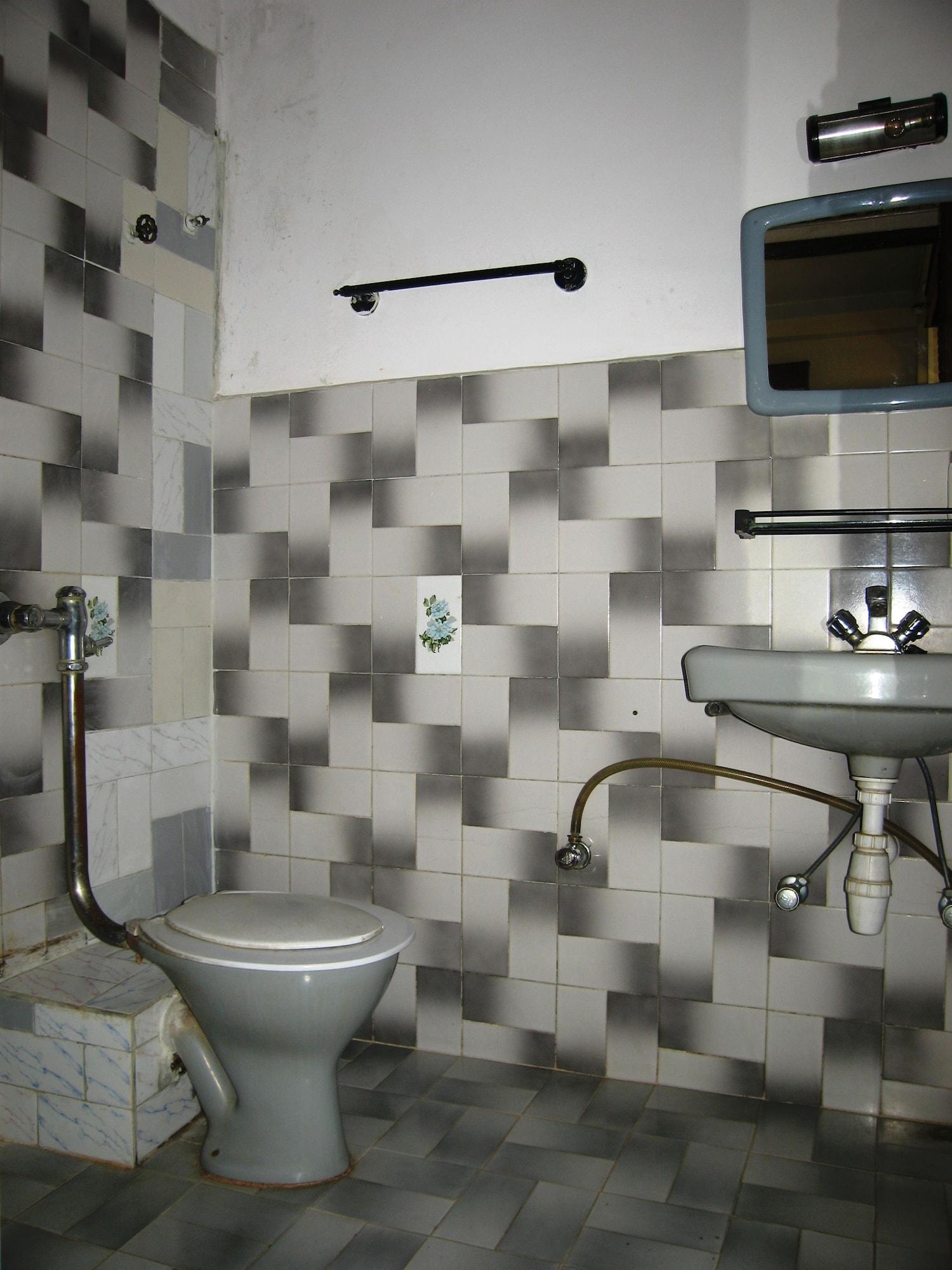 Hotel Metropolitan Kantipur Katmandou Extérieur photo