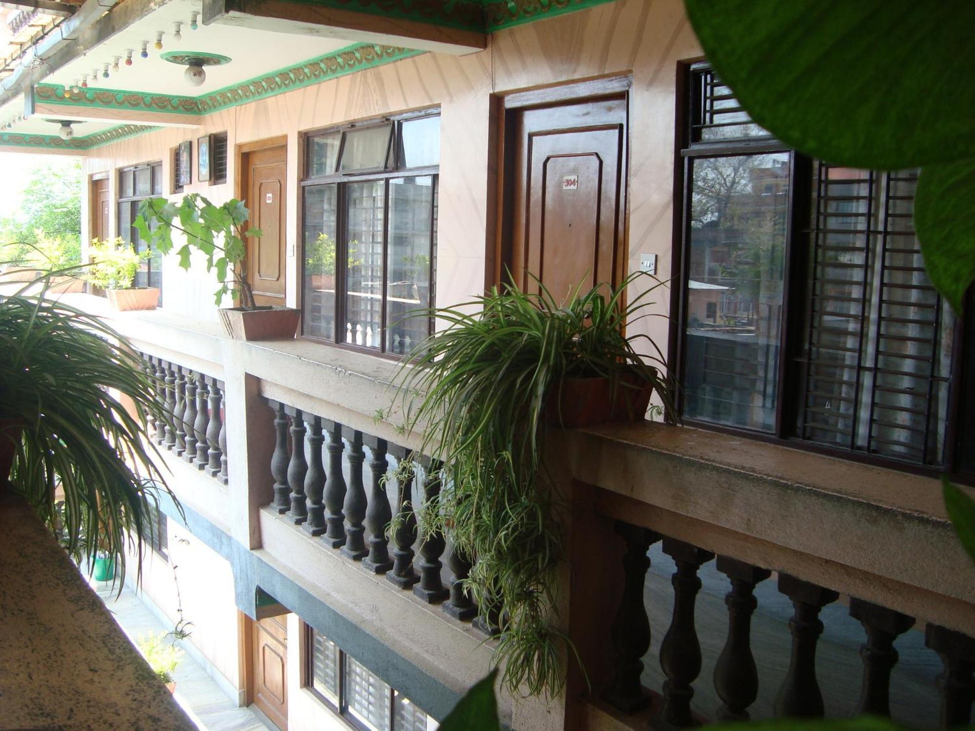 Hotel Metropolitan Kantipur Katmandou Extérieur photo