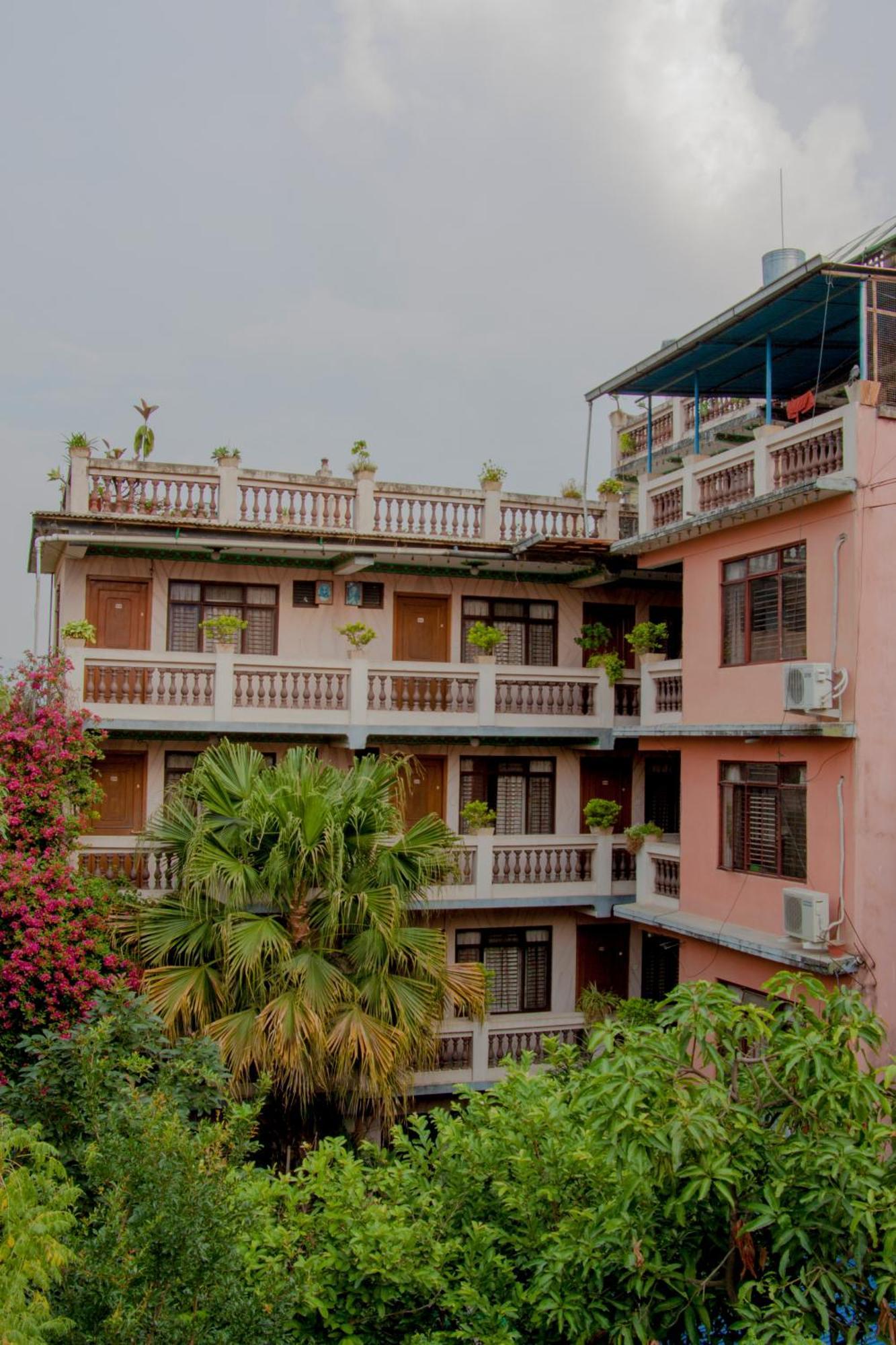 Hotel Metropolitan Kantipur Katmandou Extérieur photo