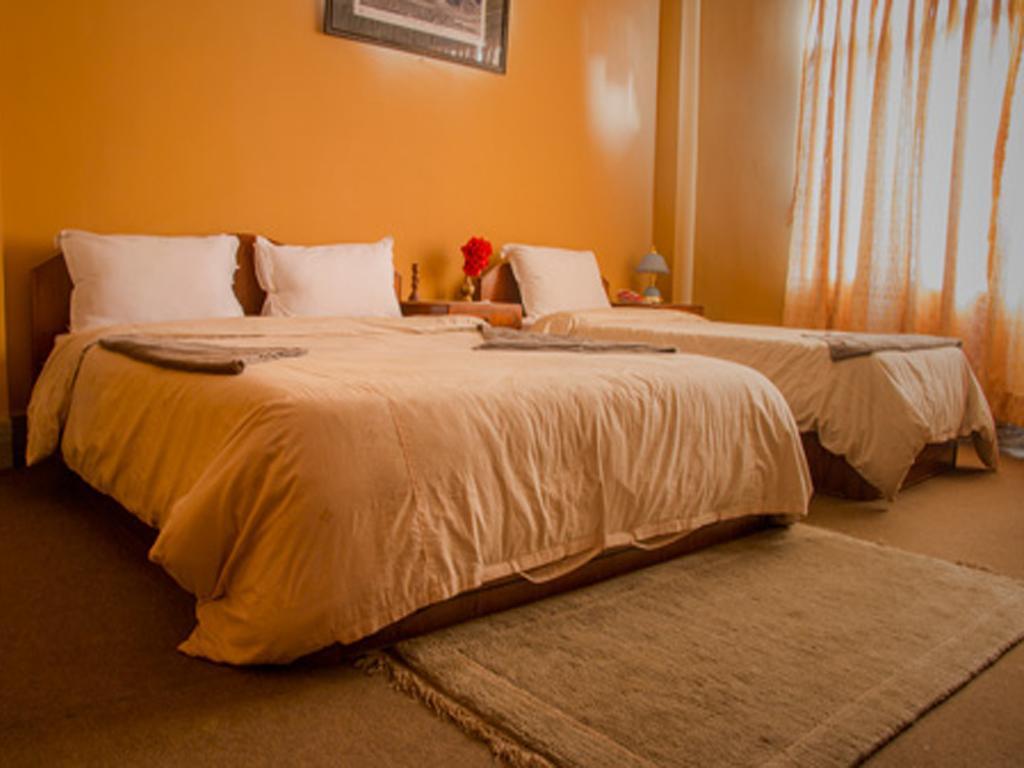 Hotel Metropolitan Kantipur Katmandou Extérieur photo